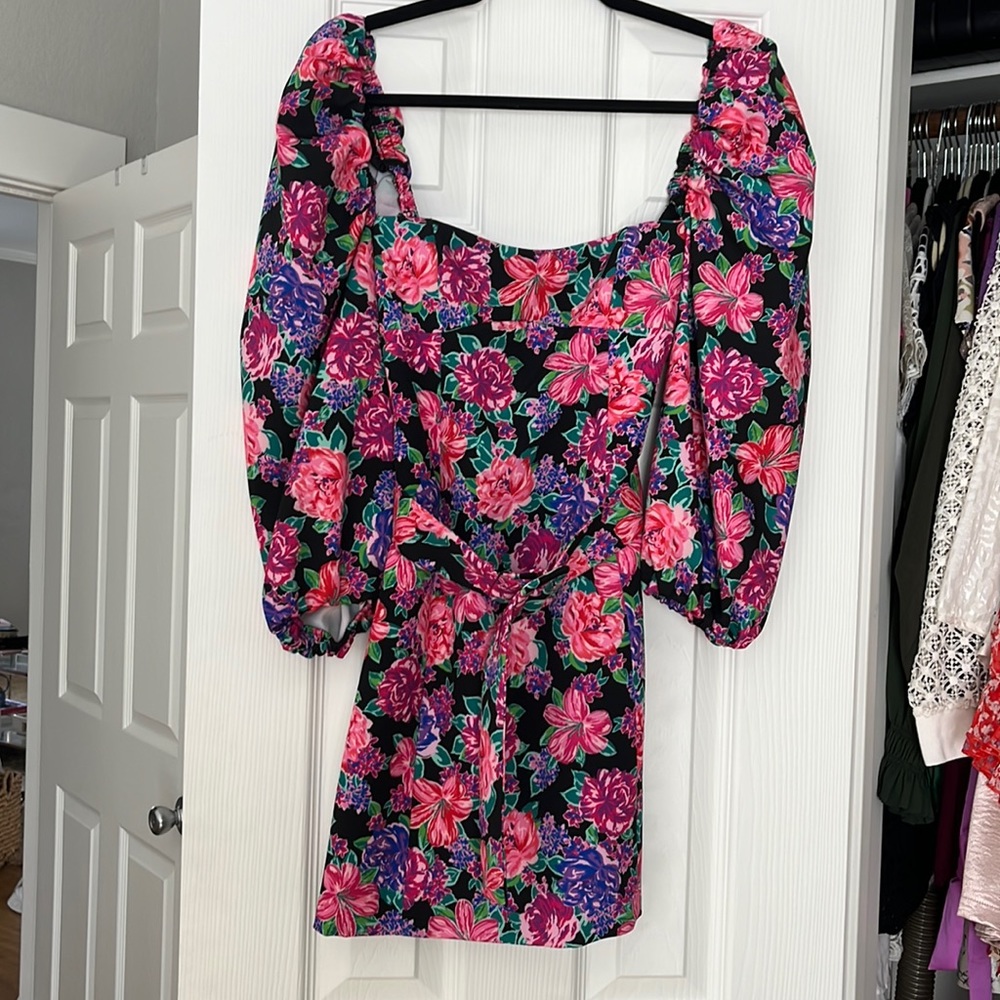 Floral belted Zara mini dress!